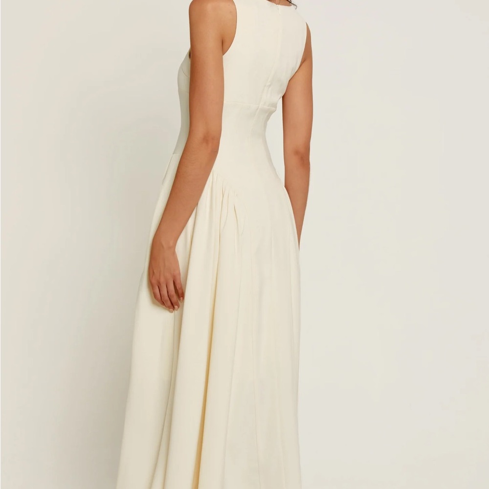 Rare London Cream Gathered Hip Pocket Midaxi Dress - Picture 3 of 7